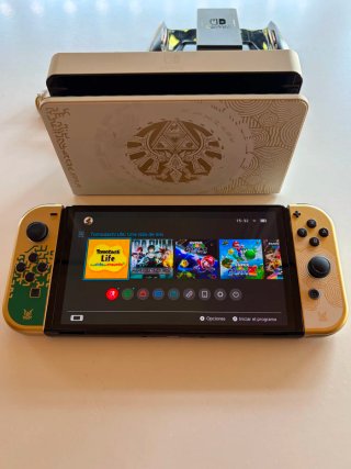 Nintendo Switch OLED Edición Tears of the Kingdom