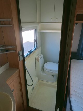 Caravana Knaus Blueline 450