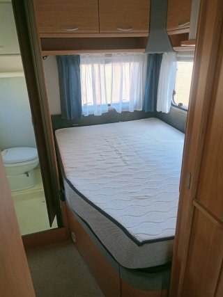 Caravana Knaus Blueline 450