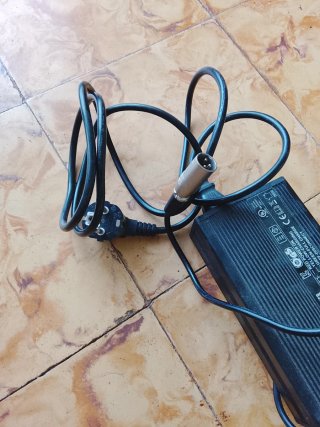 Cargador de silla de ruedas electrica