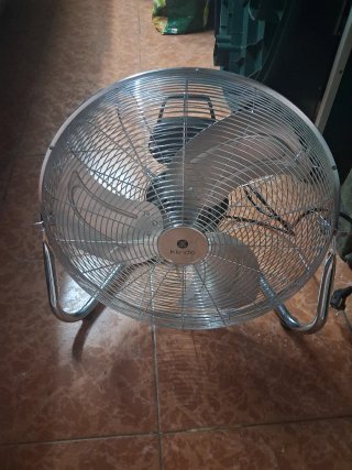 Ventilador Metálico Plateado