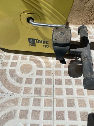 Bicicleta Estática Tonic 110 Amarilla