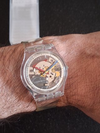 Reloj Swatch GENT Clearly Transparente