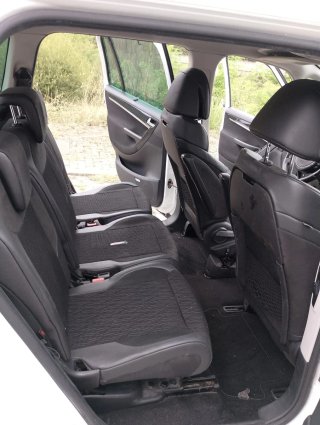 Citroen Grand C4 Picasso 2011