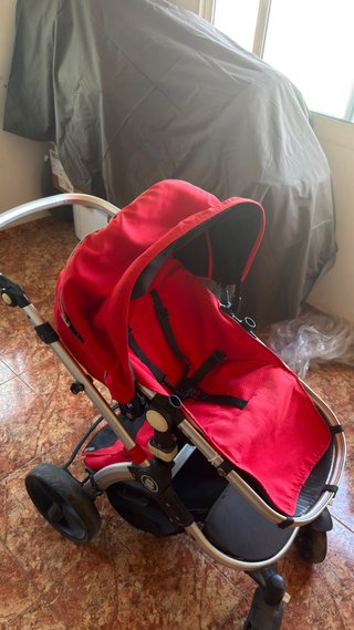 Silla de paseo roja