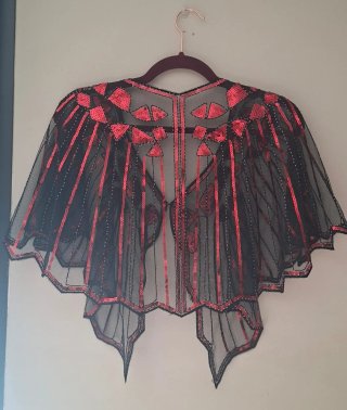 Chal lentejuelas negro y rojo