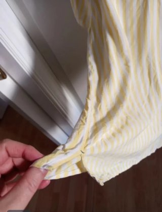 Blusa de rayas amarillas y blancas