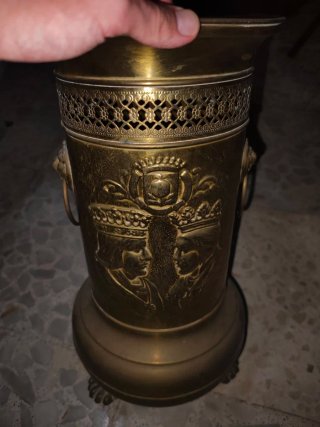 Paragüero vintage de estilo clásico, de aproximada