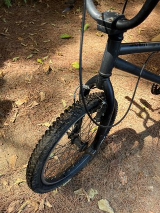 Bicicleta BMX negra