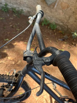 Bicicleta BMX negra