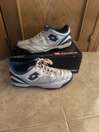 Deportivas Lotto Blancas y Azules