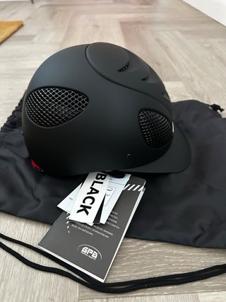 Casco tg 56, GPA, nero, nuovo con cartellino