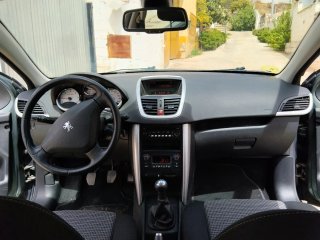 Peugeot 207 2010. Tlf 607545109