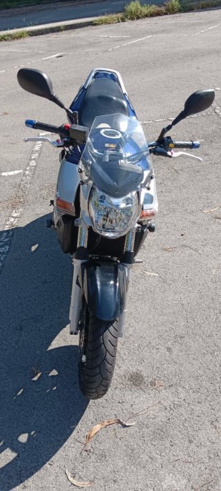 Suzuki 600 GSR Azul/Plata Naked