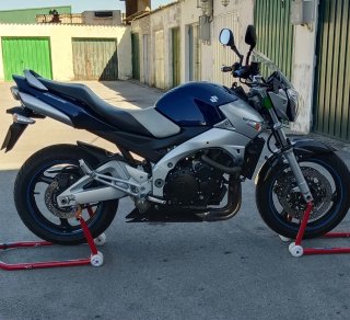 Suzuki 600 GSR Azul/Plata Naked A2
