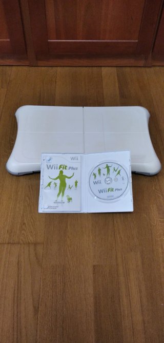 Wii Fit Plus + Tabla Wii Nintendo