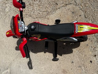 Moto Cross Feber Roja y Negra