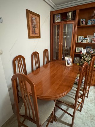 Mesa de comedor y 6 sillas madera