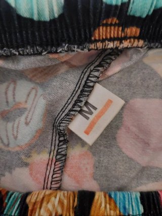 Pantalón estampado cupcakes talla M