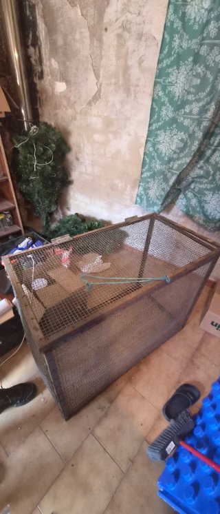 Jaula grande para pájaros