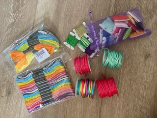 Set para hacer pulseras de amistad