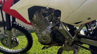 Honda CRF 125 Roja y Blanca