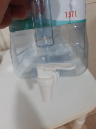 Depósito dispensador de agua
