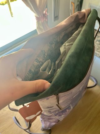 Mochila estilo anime con estampado artístico