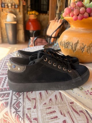 Zapatillas negras