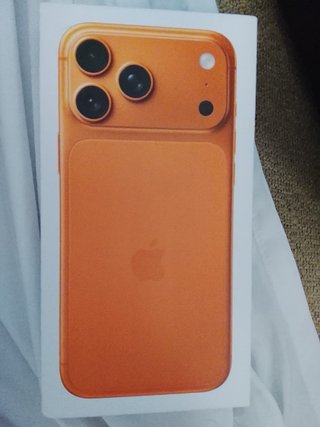 iPhone 17 Pro Max Naranja