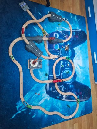 Circuito de tren de madera