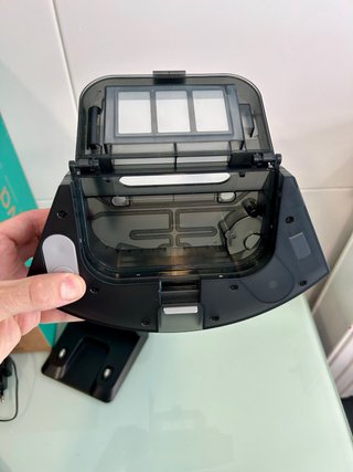 Robot Aspirador y Fregasuelos Cleanova W9 Vexilar.