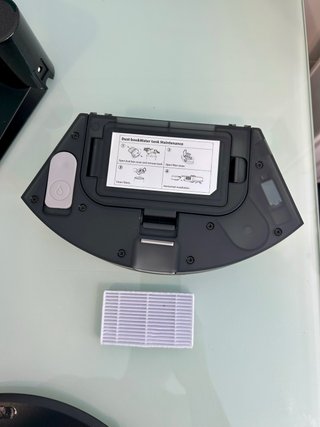 Robot Aspirador y Fregasuelos Cleanova W9 Vexilar.