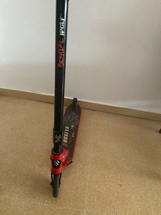 Patinete Booster B16 Rojo negro