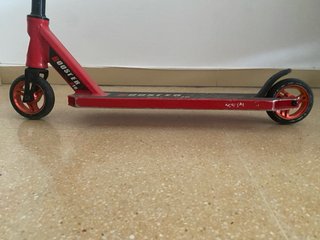 Patinete Booster B16 Rojo negro