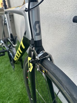 Bicicleta de carretera Scott Addict AXS