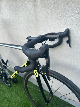 Bicicleta de carretera Scott Addict AXS