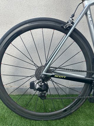 Bicicleta de carretera Scott Addict AXS