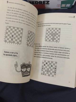 AJEDREZ con Merybliya y libro para niñ@s