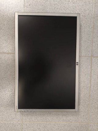 Monitor HP w19 19” + cables