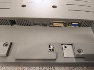 Monitor HP w19 19” + cables
