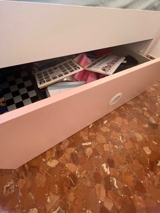 Litera con escaleras de madera y 2colchones