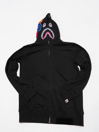 Sudadera BAPE Negra con Cremallera y Tiburón