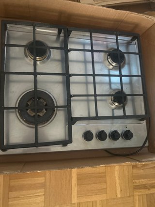 Cocina de gas 4 fuegos parrilla estable