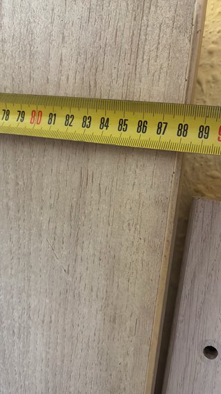 Mesa de comedor de madera
