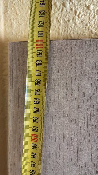 Mesa de comedor de madera