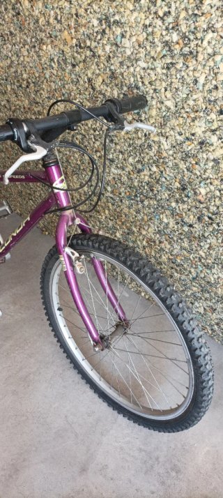 Bicicleta Morada CONOR 18 Velocidades