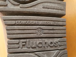 Zapatos Fluchos Piel Marrones