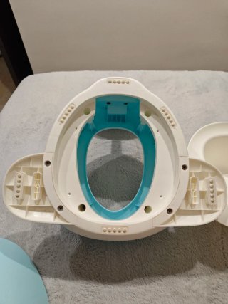 Orinal entrenamiento ballena azul marca Olmitos