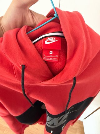 Sudadera Nike Air Roja y Negra
